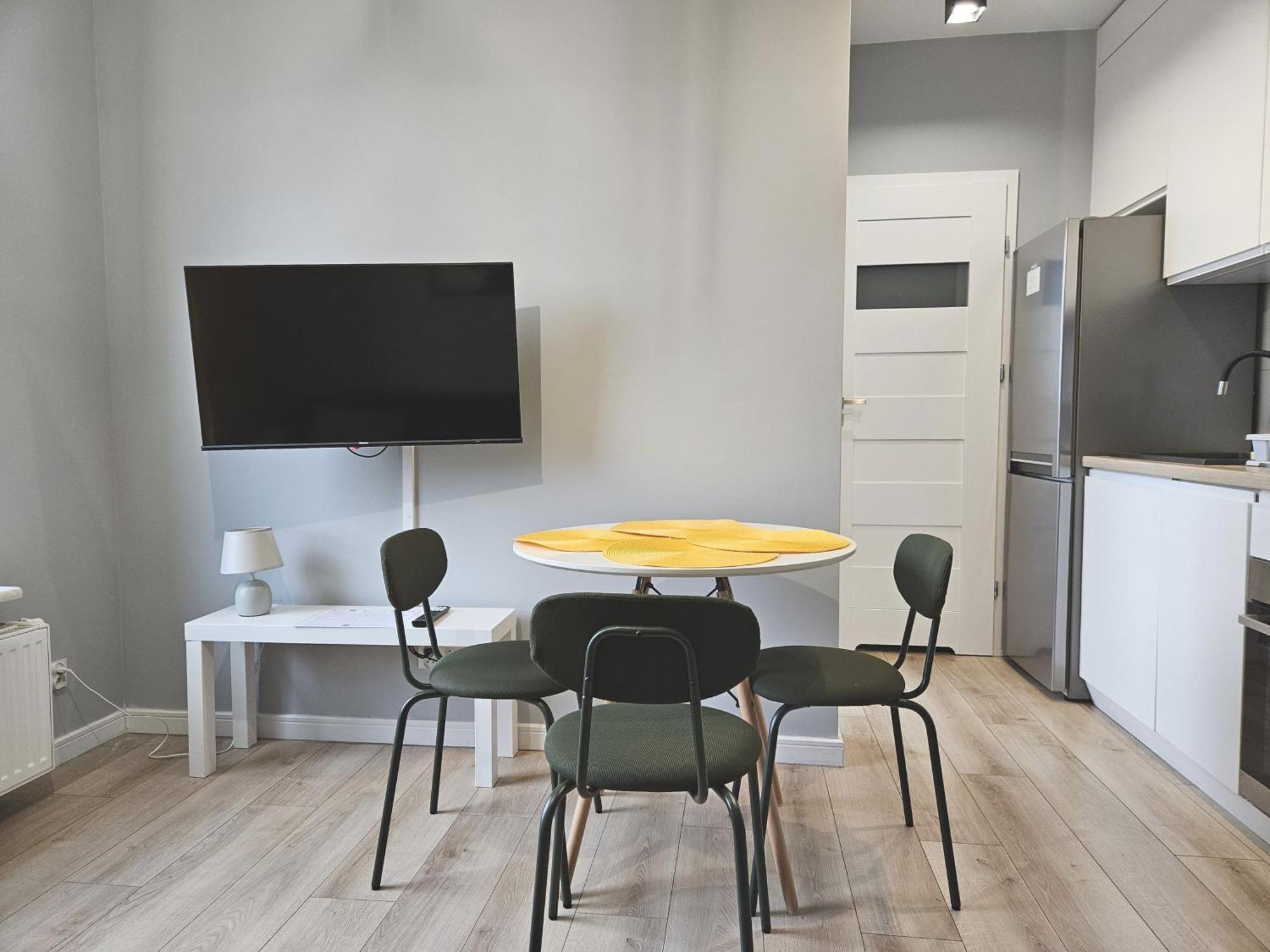 Urban Jungle - Grey Apartment Bialystok Ngoại thất bức ảnh